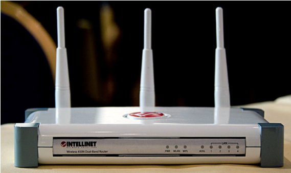 Intellinet wireless 450N dual band router