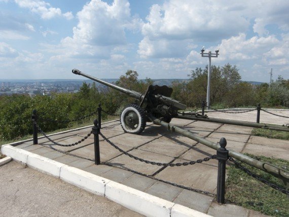 Парк Победы в Саратове пушка