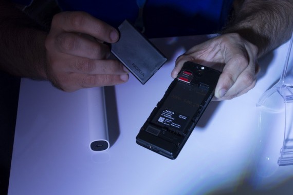 обзор Nokia 515 Dual SIM мобильный телефон