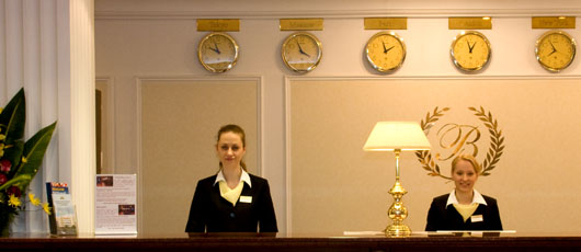 Гостиница Бородино, reception desk