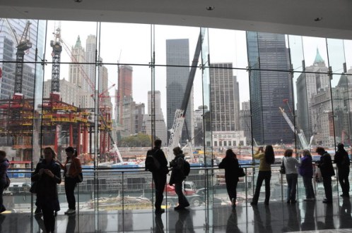 Фотографии Нью-Йорка, вид на площадку торгового центра. New-York, WTC