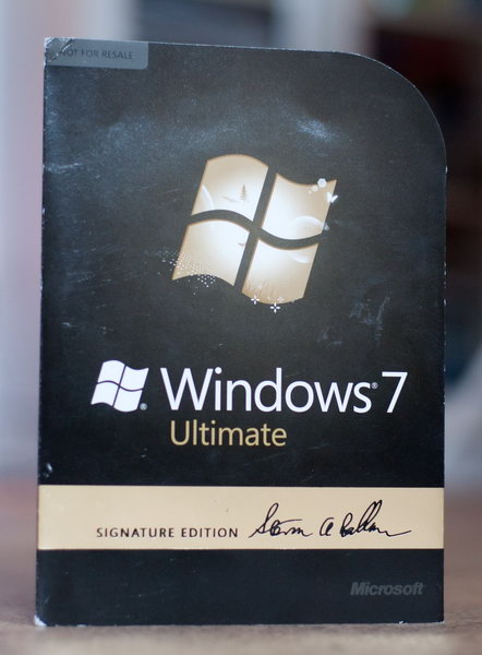 Windows 7, украшенный автографом самого Стива Балмера
