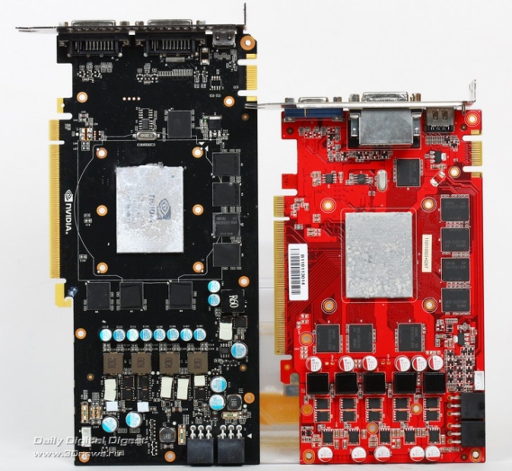 Слева референсный дизайн платы GeForce GTX 560, справа — версия Palit. Кроме заметно меньшей длины и альтернативной системы охлаждения (на фото отсутствует), карта Palit имеет дополнительный выход D-Sub