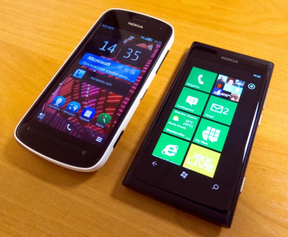 Nokia 808 PureView и Lumia 800