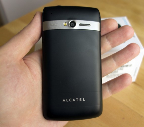 Alcatel OneTouch 992D смартфон обзор