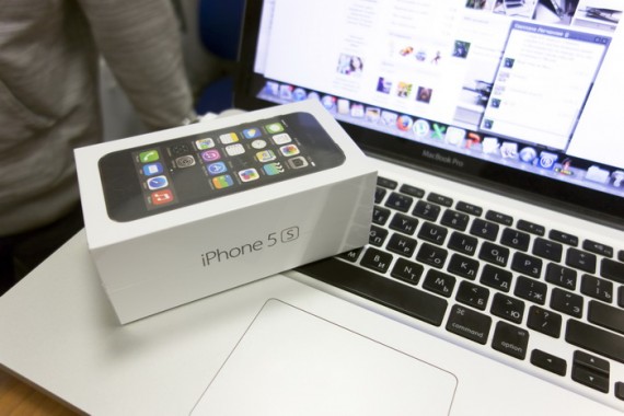 Apple iPhone 5s ремонт и обзор