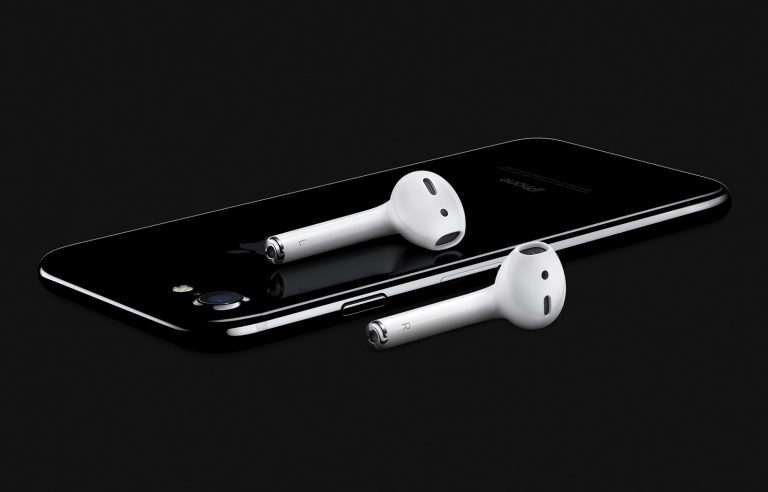 AirPods