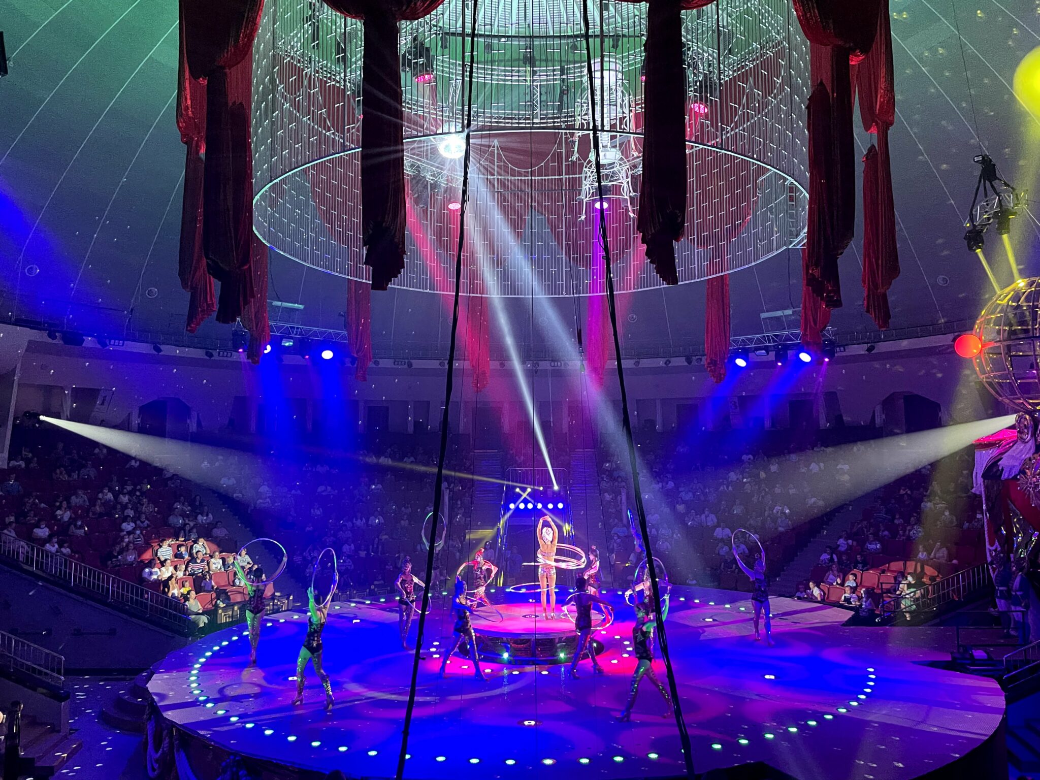 Шоу фонтанов цирк отзывы