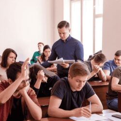 Как трудоустроить всех молодых программистов? Рассказывает Константин Федутинов (ВГУ)